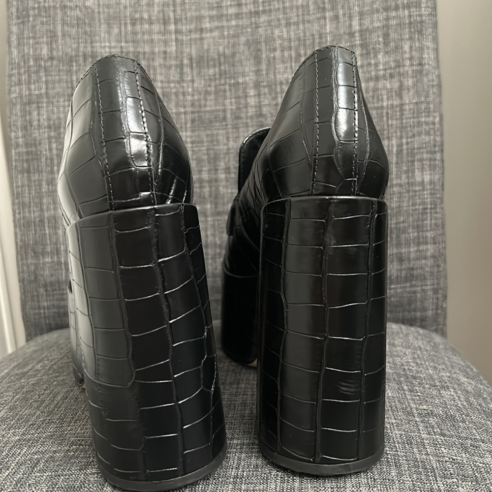 SCHUTZ Black Croc-Embossed Platform Loafer 8.5 - Picture 7 of 9